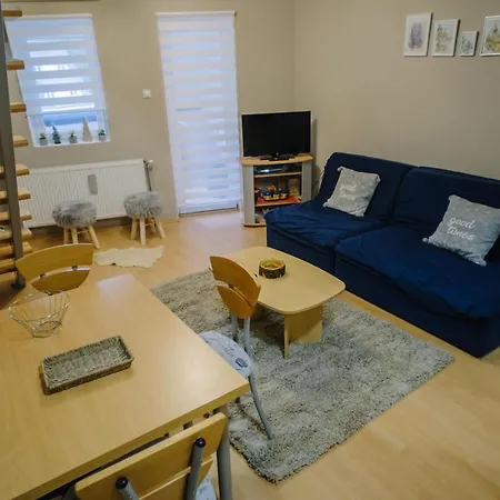 Apartment Kosuta 21 Center Duplex Apartment, Brzece