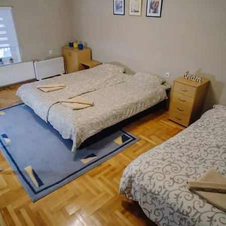 Kosuta 21 Center Duplex Apartment, Apartment Brzece